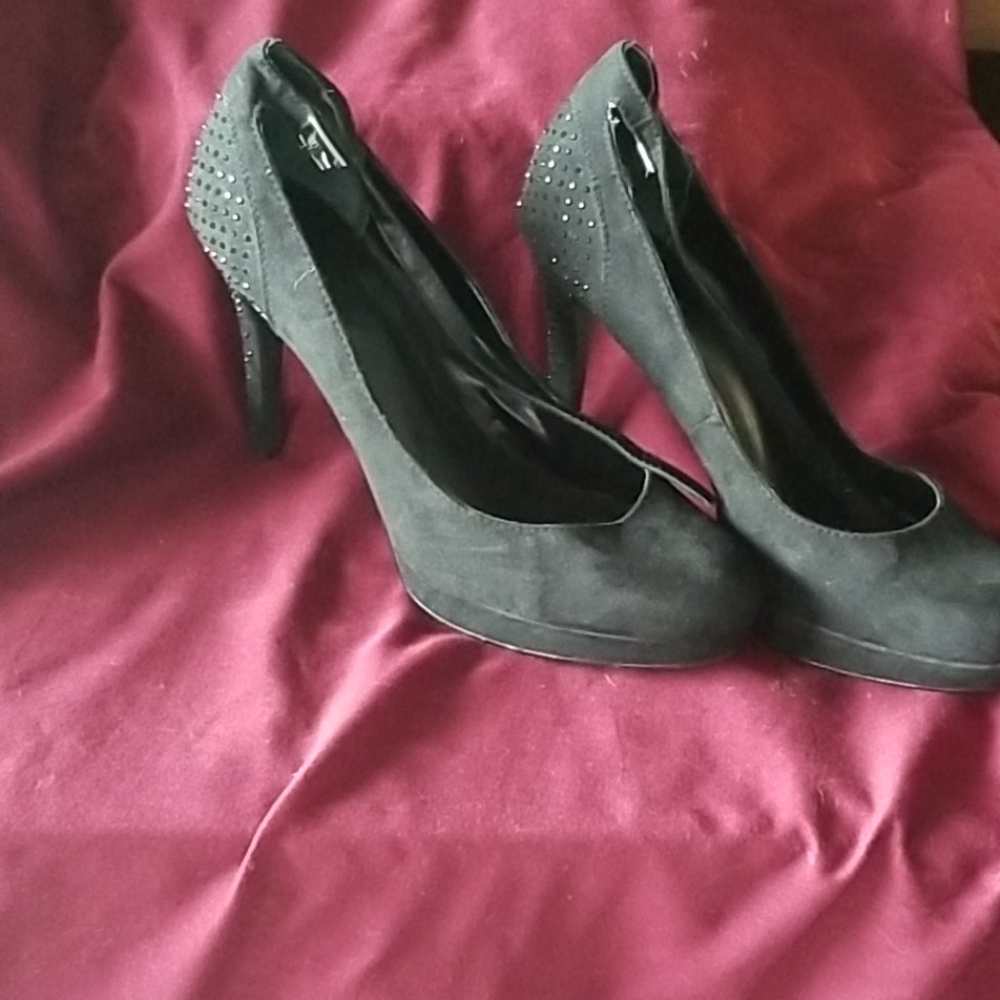 Black stiletto